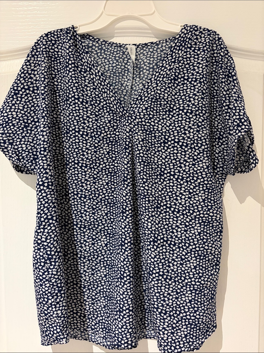 Tickled Teal Navy & White V-Neck Printed Blouse